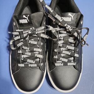 Puma Classic Black Sneakers with Branded Laces